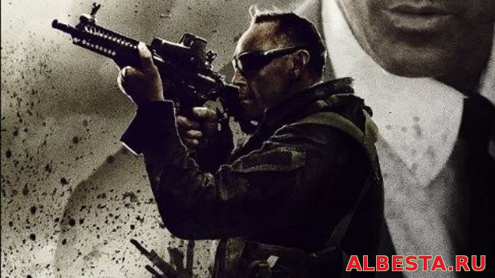 Под защитой (2015) боевик